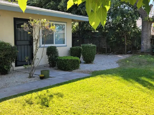 12317 3rd St #2, Yucaipa, CA 92399