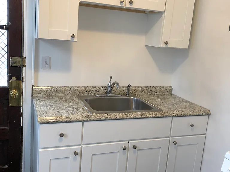 4129 Roland Ave #3B — Photo 16