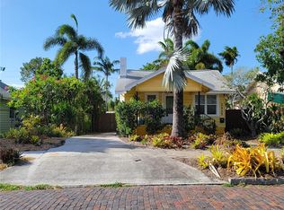 2425 Burlington Ave N, Saint Petersburg, FL 33713
