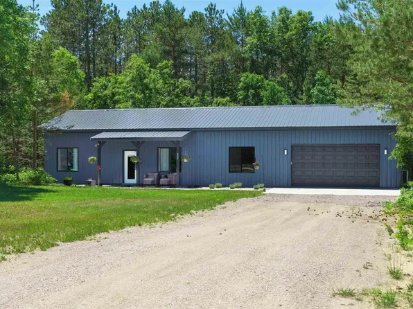 7980 Springwater Dr NW, Rapid City, MI 49676