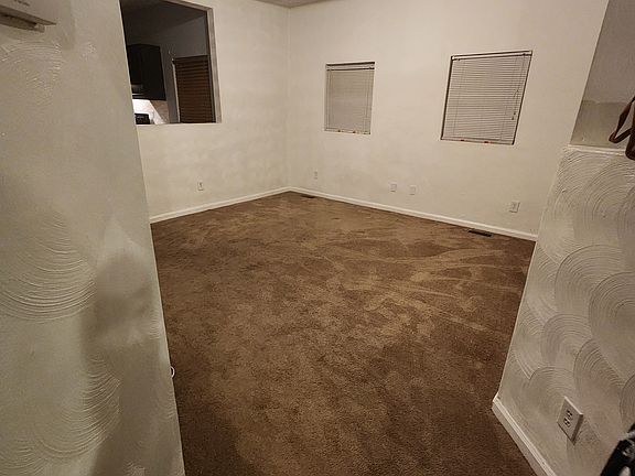 3rd image of 2212 Green St