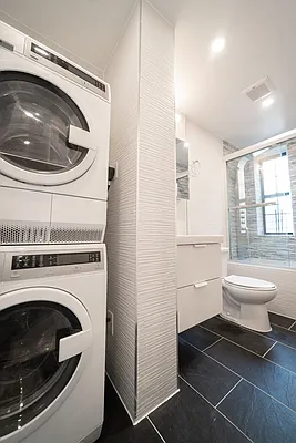 Rented by Heritage Capital Management LLC | media 30