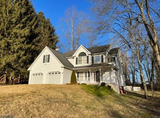 63 Gwinnup Rd, Blairstown, NJ 07825