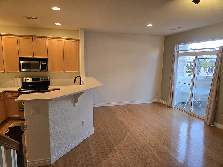 11283 W Rice Pl — Photo 3