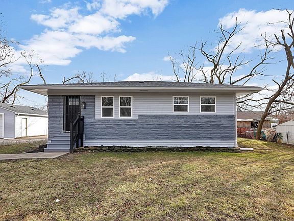 2nd image of 909 Lawndale Ave