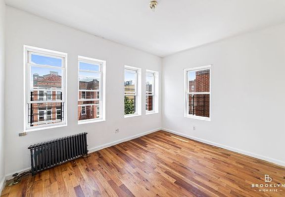 4th image of 762 Miller Ave APT 2