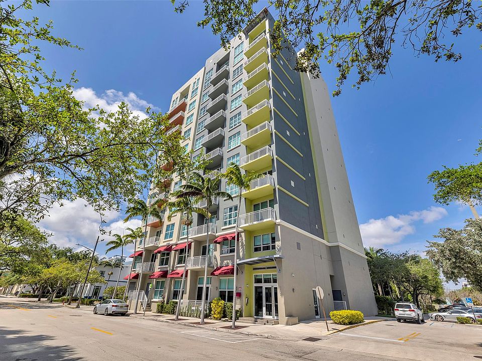 1st image of 313 NE 2nd Street #905