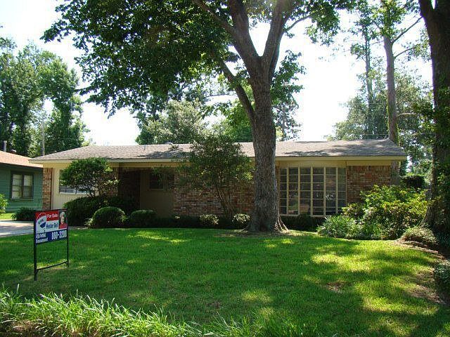 1st image of 680 Callaway Dr