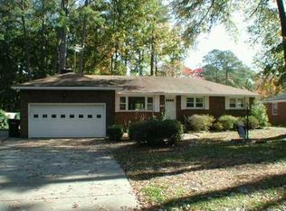 511 Sparrow Rd, Chesapeake, VA 23325