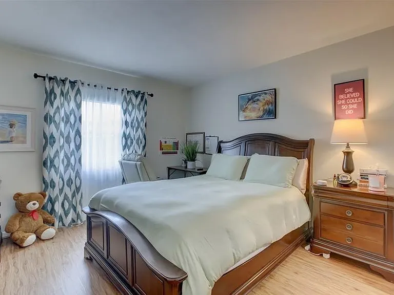 2990 NE 16th Ave #301 — Photo 17