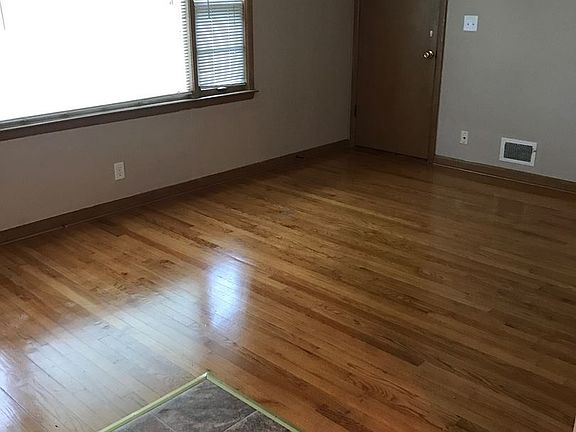 2nd image of 4210-4216 E Ridge Dr #4214