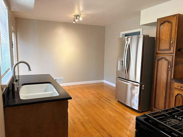 767 Lincoln Ave — Photo 14