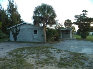 2852 Palmarita Rd, West Palm Beach, FL 33406