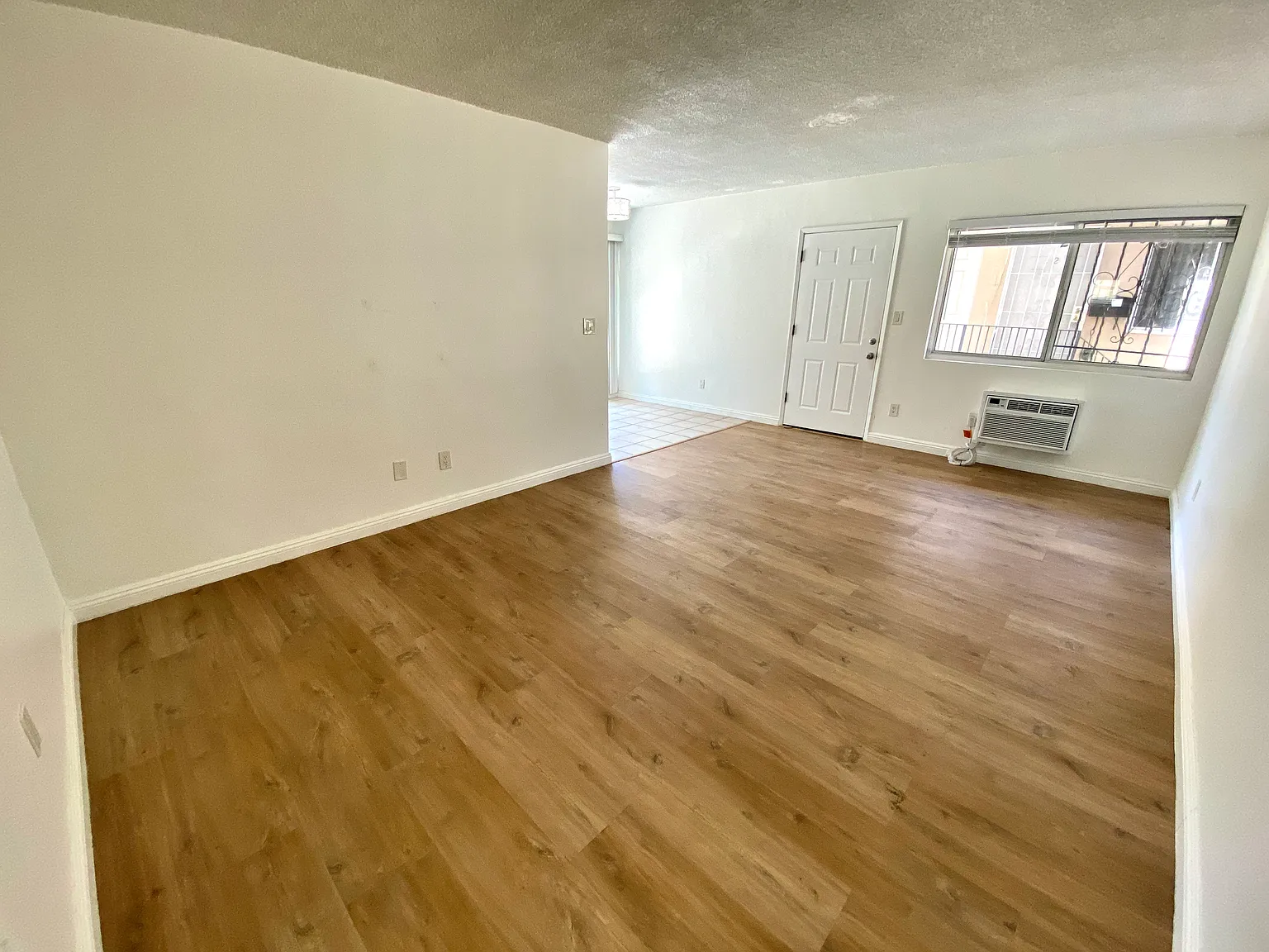 1 bed, 600 sqft, $1,950 — Photo 4