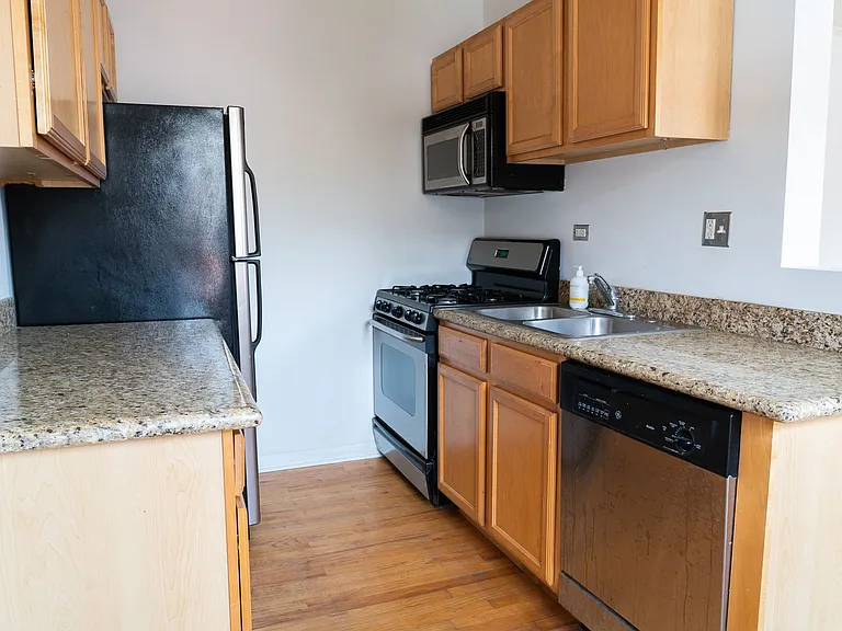 Malden Commons — Photo 10