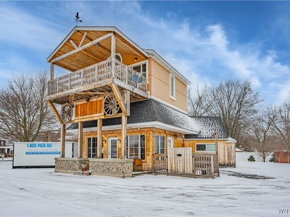 270 Lake St, Wilson, NY 14172