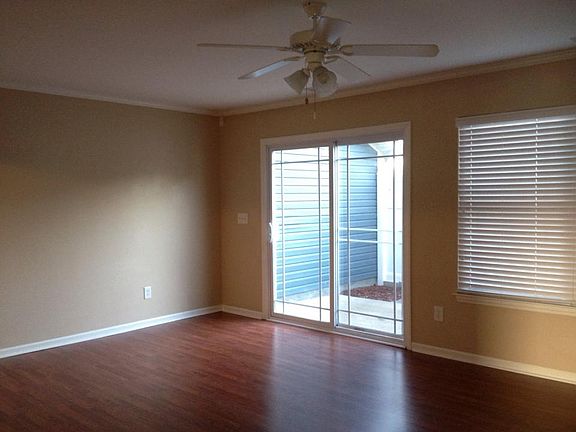 Living Room, exit to patio