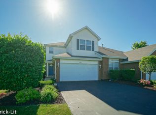 2621 Foxwood Dr, New Lenox, IL 60451
