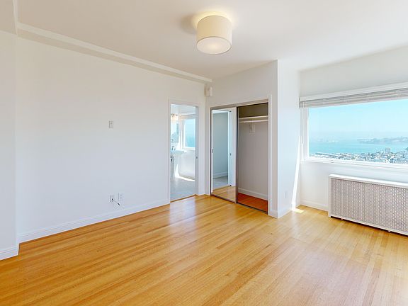 5th image of 2238 Hyde St APT 16