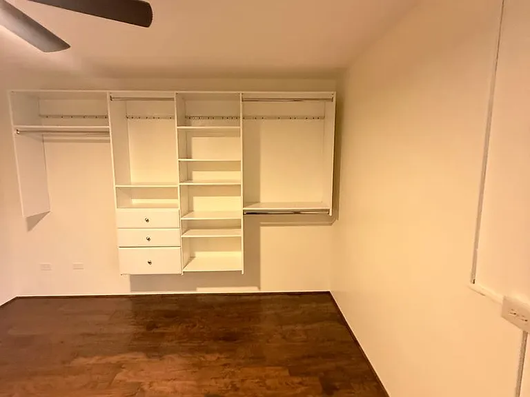 521 Hahaione St #19G — Photo 2
