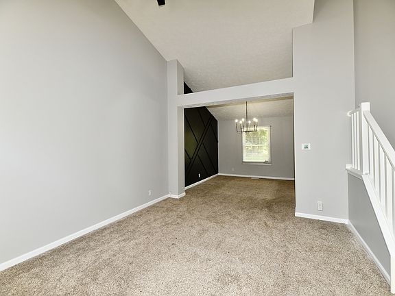 2nd image of 5833 Terrytown Pkwy