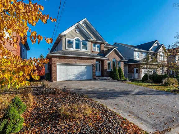 2nd image of 153 Ravines Dr