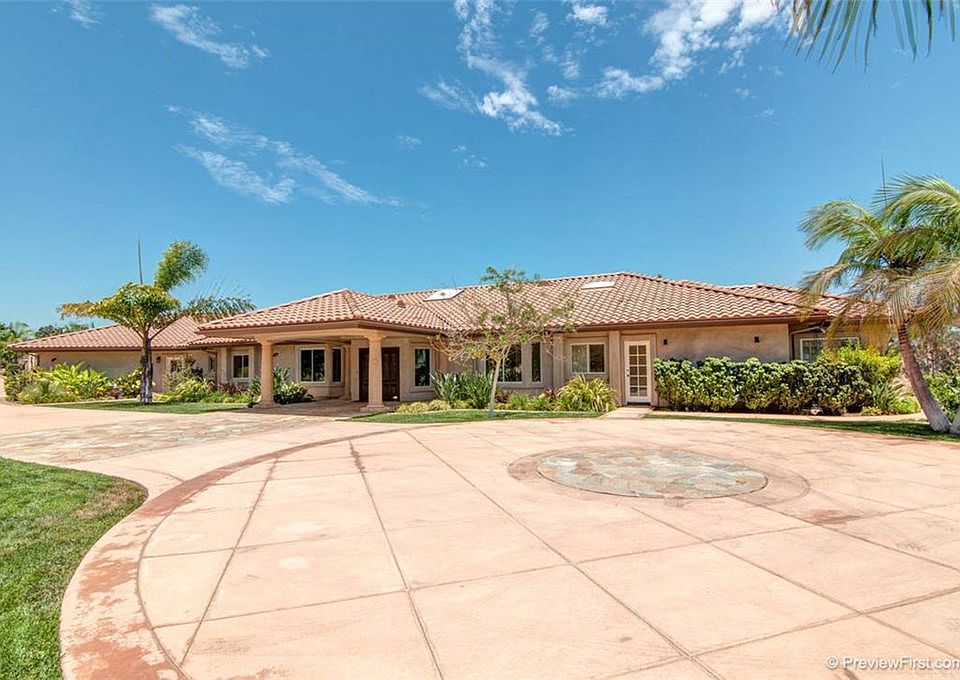 2nd image of 4353 Citrus Dr