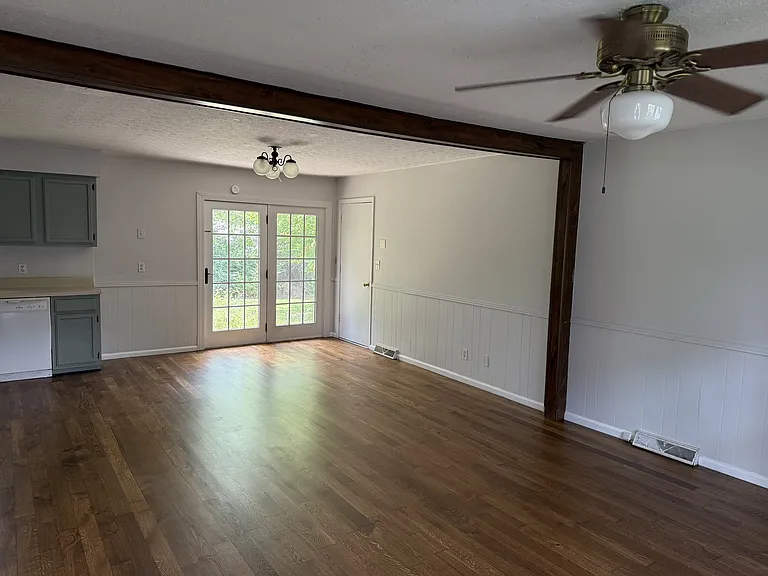 2619 Navajo Dr — Photo 6