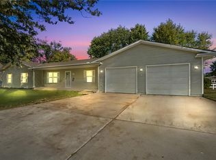 407 E Richardson St, Gallatin, MO 64640