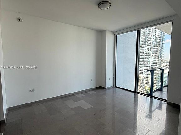 5th image of 68 SE 6th St APT 2506