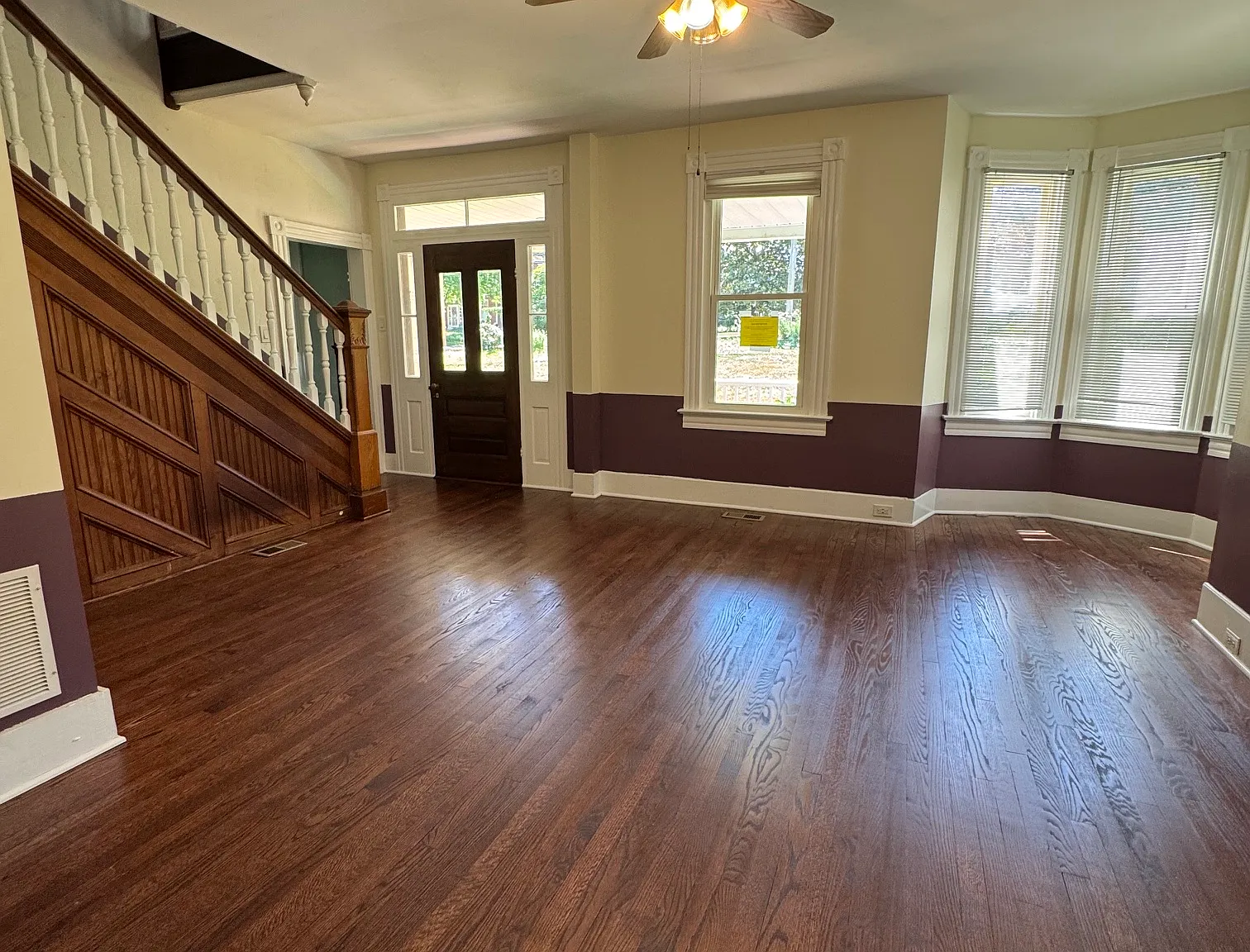 5 bed, 3.5 bath, 4038 sqft, $3,475 — Photo 2