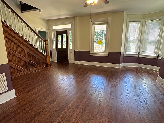 2nd image of 608 S Main St