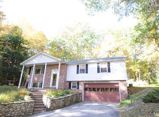 15 Rutledge Rd, Bedford, NH 03110