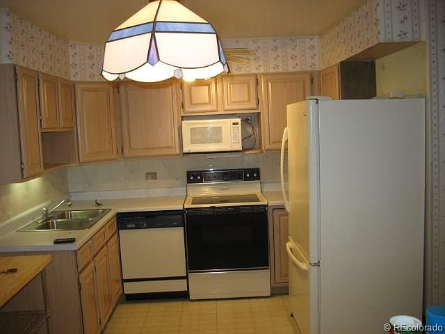 2nd image of 620 S Alton Way APT 10C