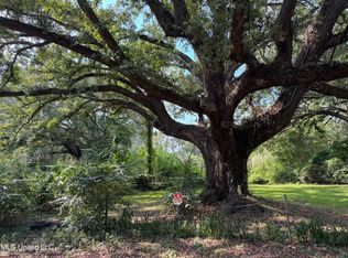 5010 15th St, Gulfport, MS 39501