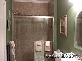 5th image of 615 Fairway Dr APT 108