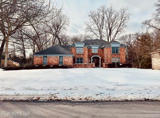 2949 Secretariat Rd, Toledo, OH 43615