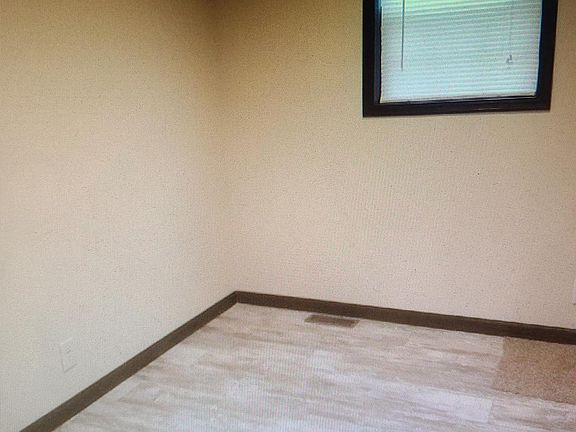 5th image of 1250 Paree St #156