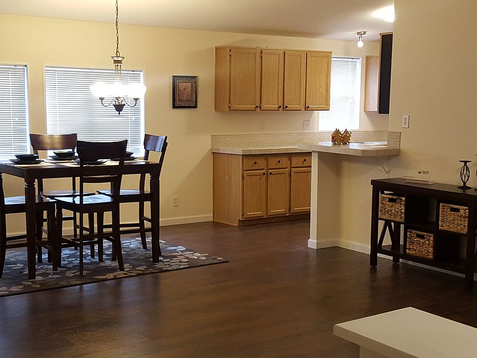 1st image of 5711 100th St NE Unit 40