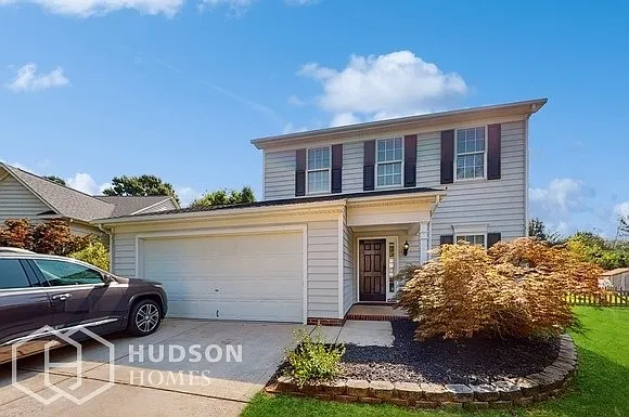 3 bed, 2.5 bath, 1814 sqft, $2,210 — Photo 1