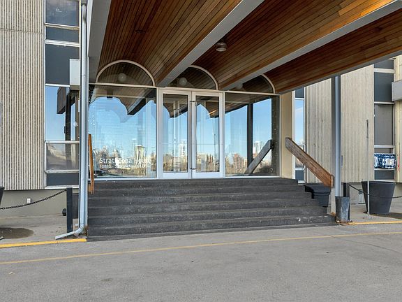 3rd image of 10883 Saskatchewan Dr NW #210