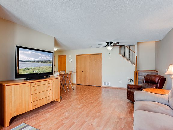 4th image of 1416 Cottage Dr