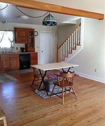 5th image of 108 Hillcrest Trl