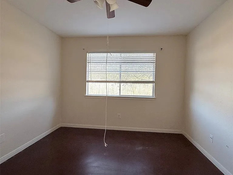 8621 Talyne Chaise Cir #B — Photo 33