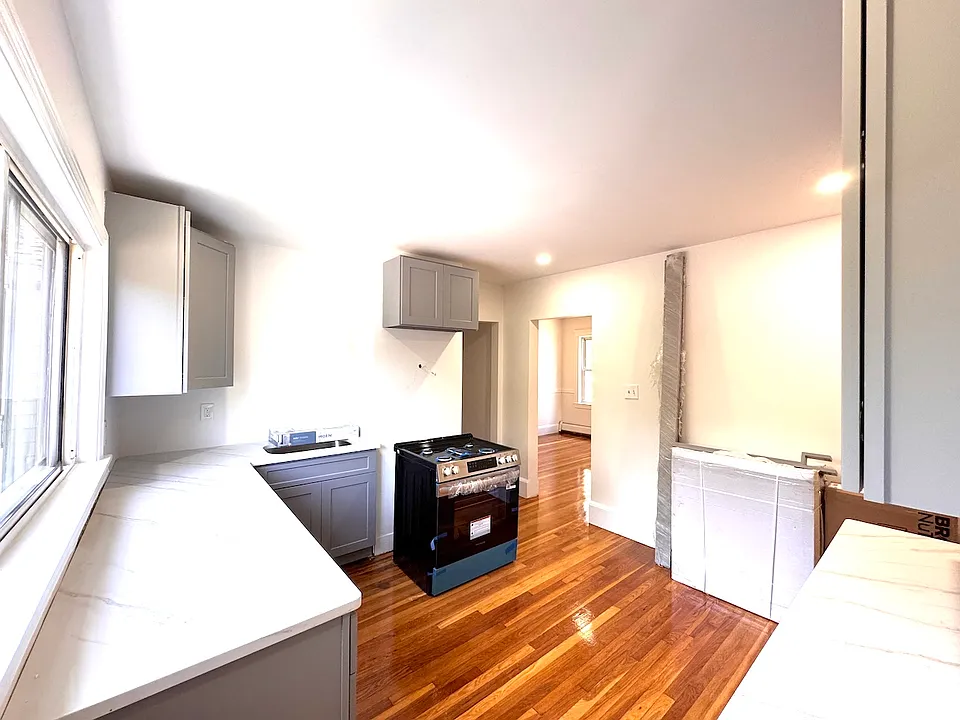40 School Ln #1