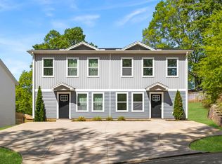 624 Tanner Rd, Taylors, SC 29687