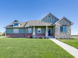 5160 N Brookstone St, Bel Aire, KS 67226