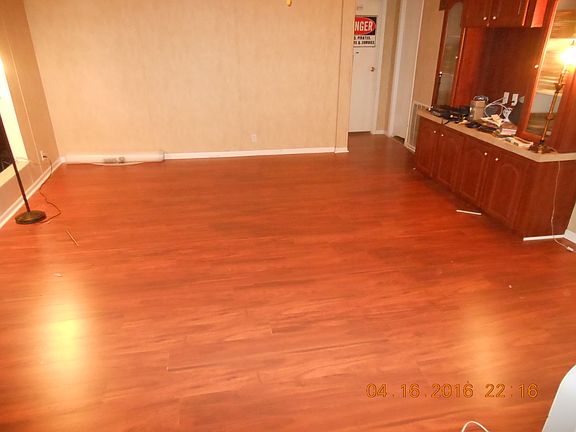2nd image of 7275 Beauty Bush Ln