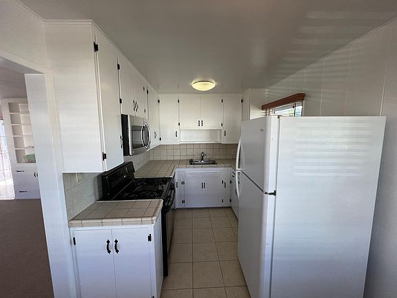 5th image of 424 1/2 W Franklin Ave #424-1/2