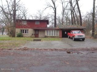2400 Miller Dr, Niles, MI 49120